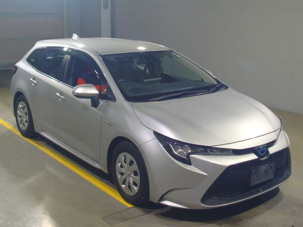 2019 Toyota Corolla Touring Wagon ZWE211W[2]