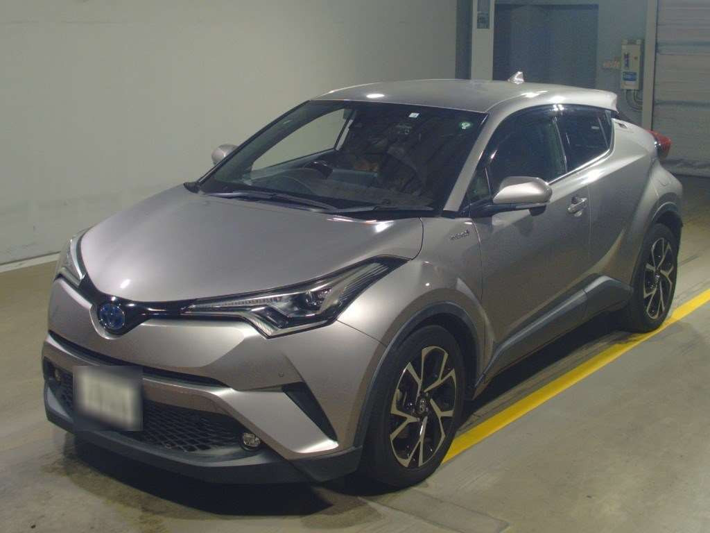 2018 Toyota C-HR ZYX10[0]