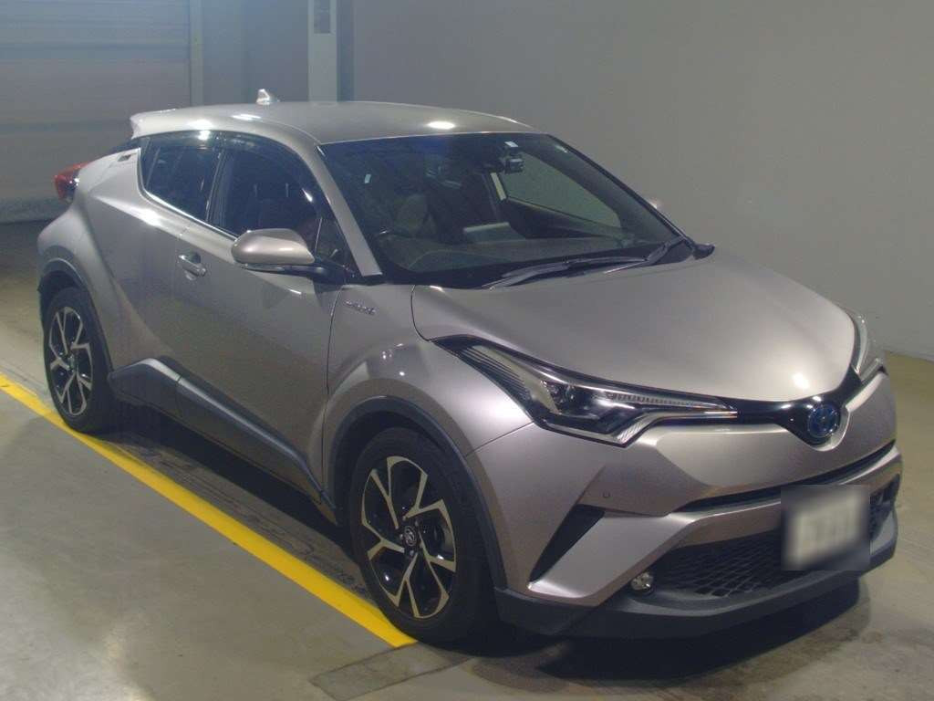 2018 Toyota C-HR ZYX10[2]