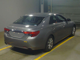 2015 Toyota Mark X