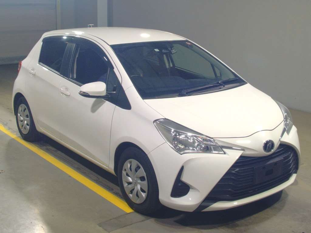 2019 Toyota Vitz NSP130[2]