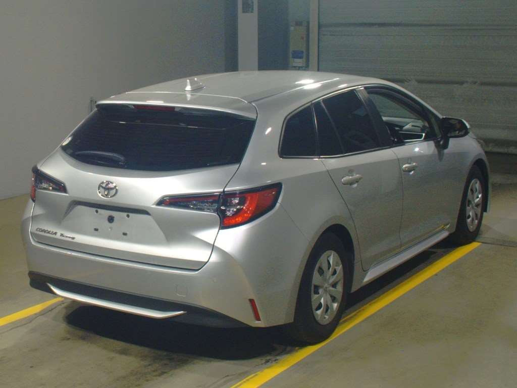 2020 Toyota Corolla Touring Wagon ZRE212W[1]