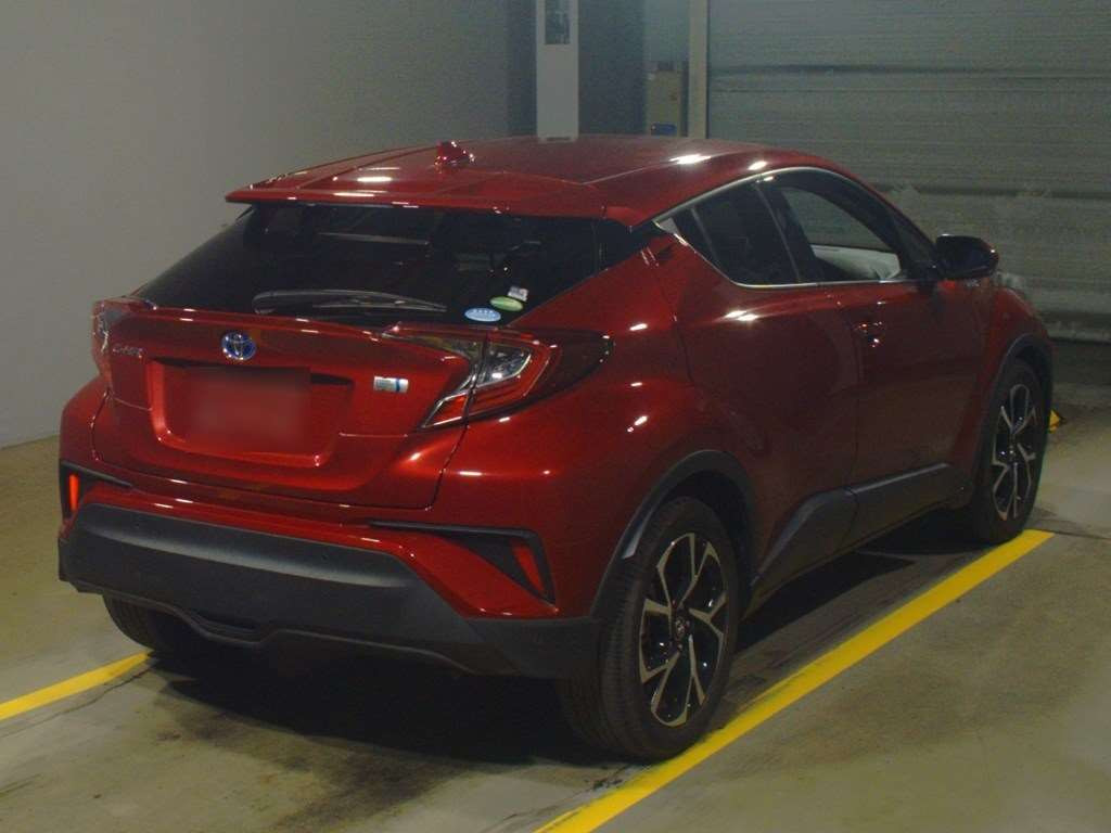 2018 Toyota C-HR ZYX10[1]