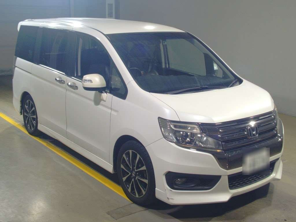 2013 Honda Step WGN Spada RK5[2]