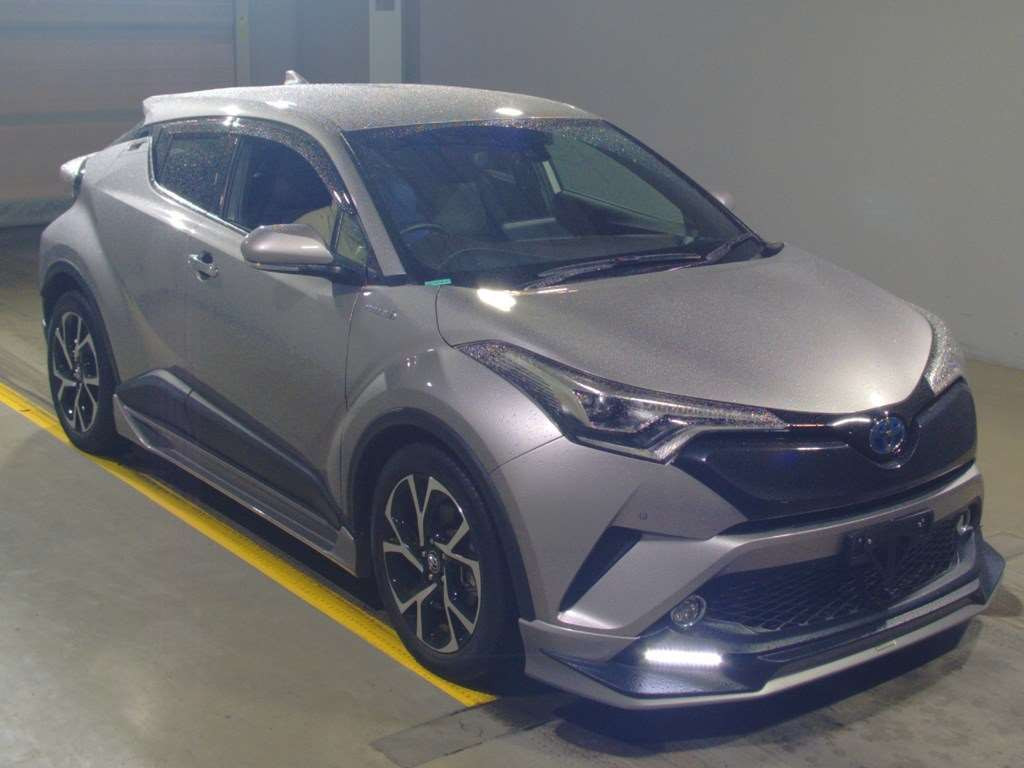 2018 Toyota C-HR ZYX10[2]