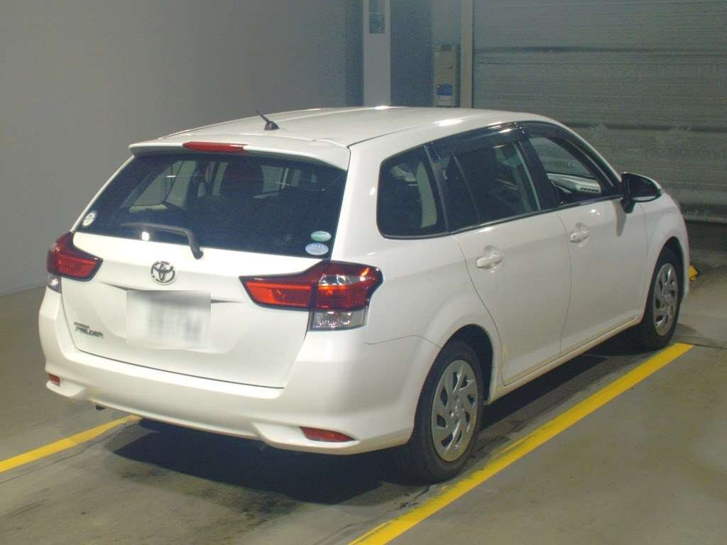 2018 Toyota Corolla Fielder NRE161G[1]