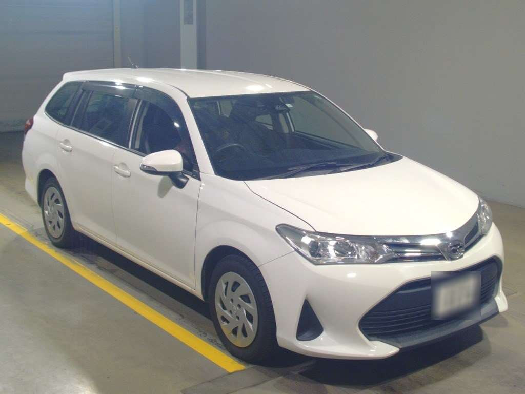 2018 Toyota Corolla Fielder NRE161G[2]