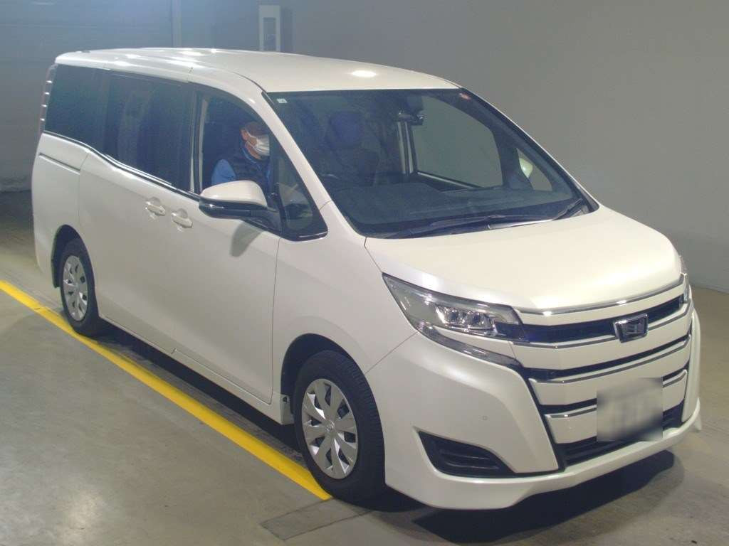 2019 Toyota Noah ZRR80G[2]