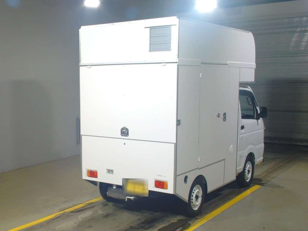 2018 Suzuki Carry Truck DA16T[1]