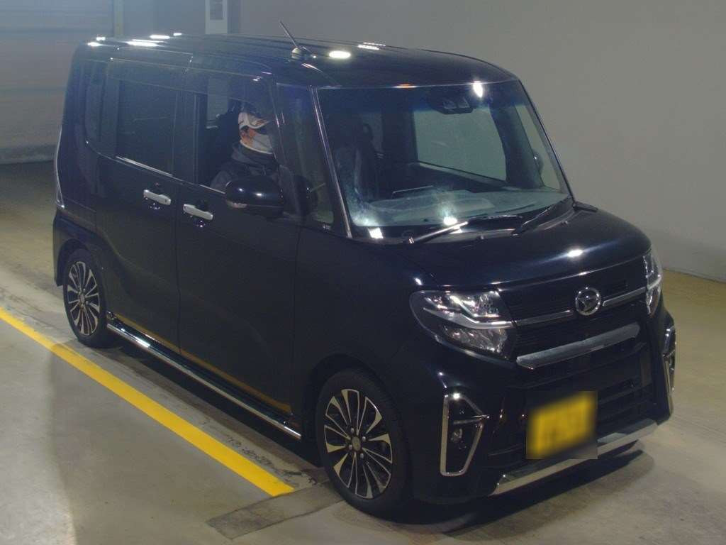 2019 Daihatsu Tanto Custom LA650S[2]