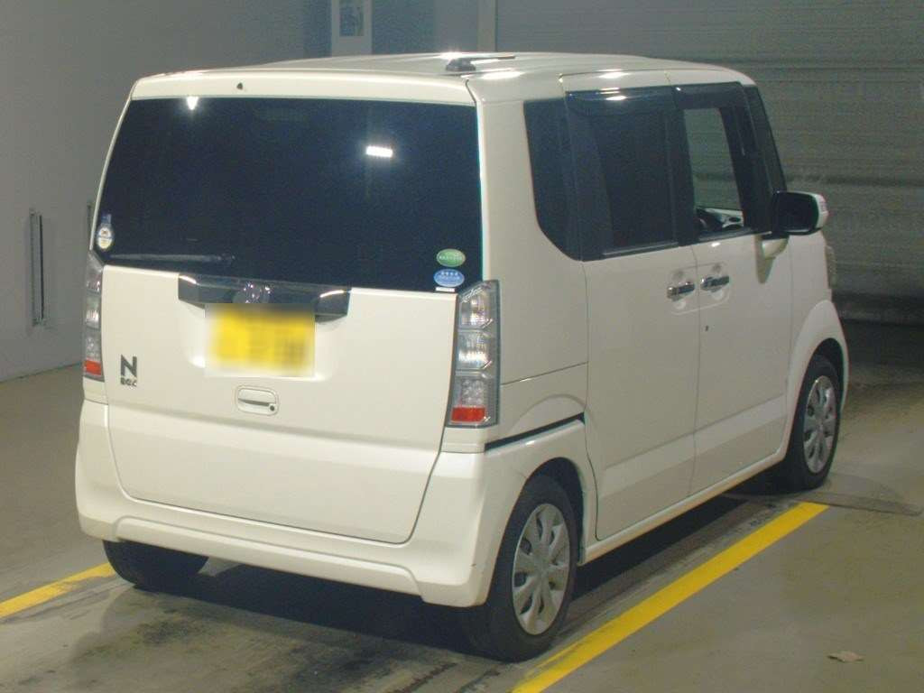 2016 Honda N-BOX JF1[1]