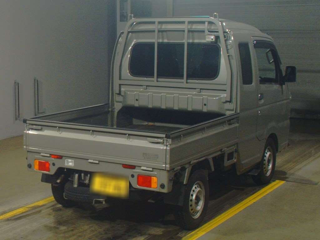 2023 Suzuki Carry Truck DA16T[1]