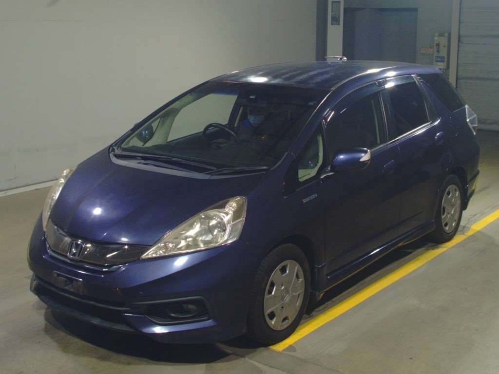 2014 Honda Fit Shuttle Hybrid GP2[0]