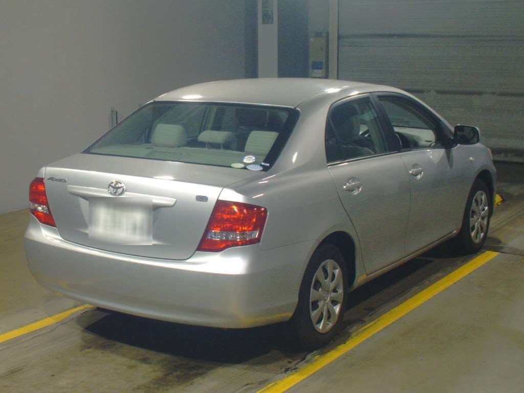 2010 Toyota Corolla Axio NZE141[1]