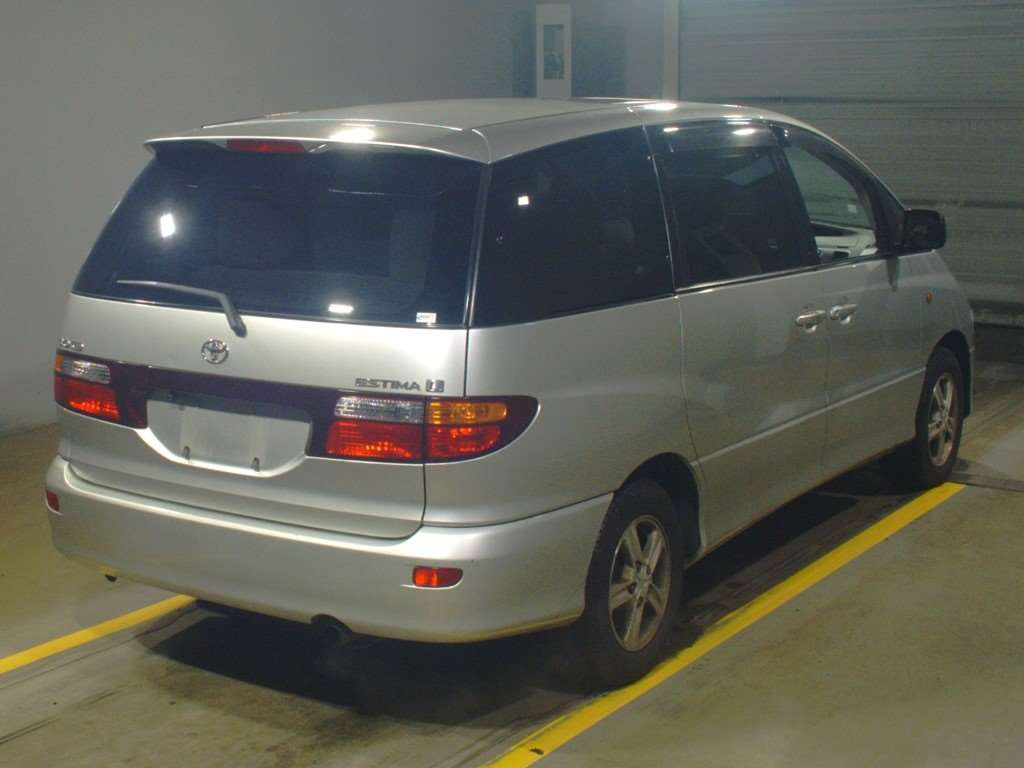 2000 Toyota Estima MCR30W[1]