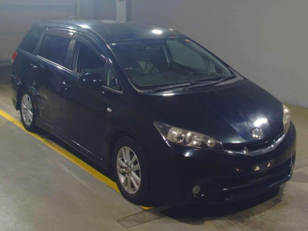 2010 Toyota Wish ZGE20W[2]