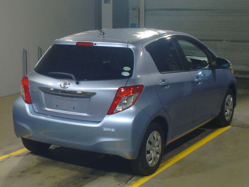 2012 Toyota Vitz NSP130[1]