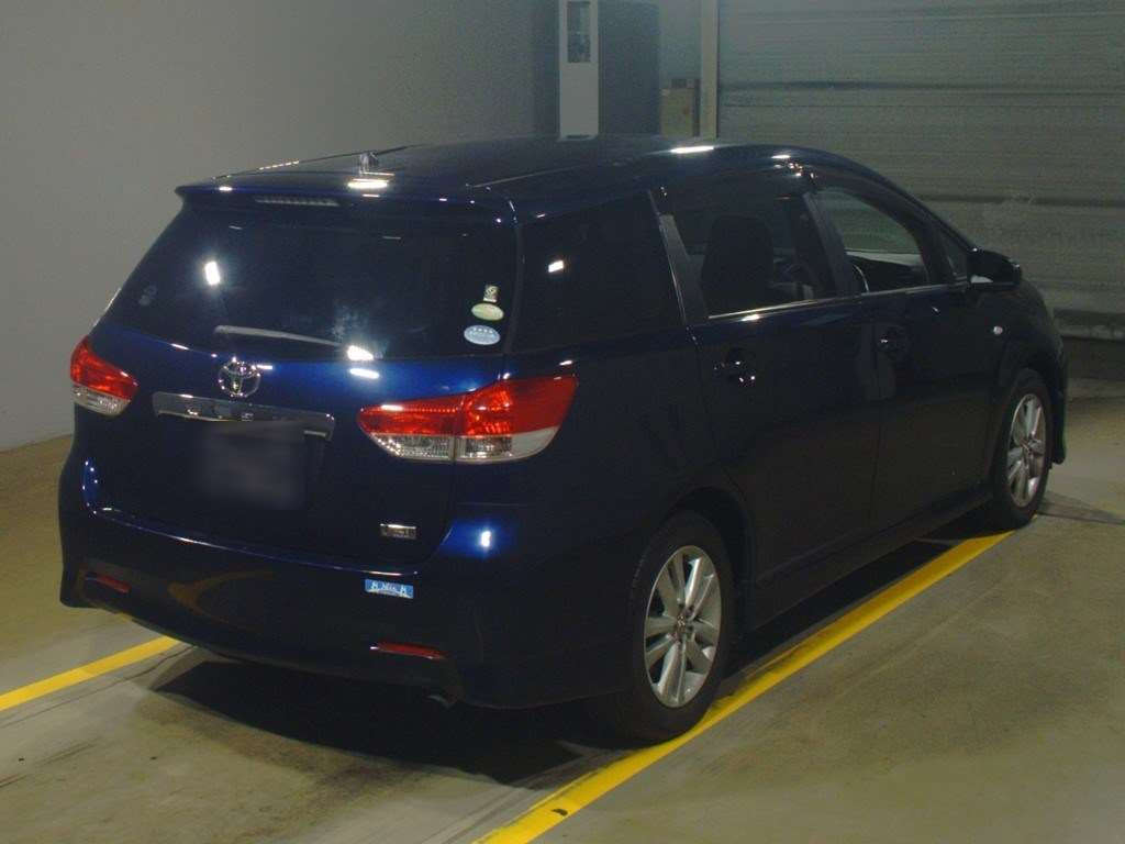 2010 Toyota Wish ZGE20W[1]