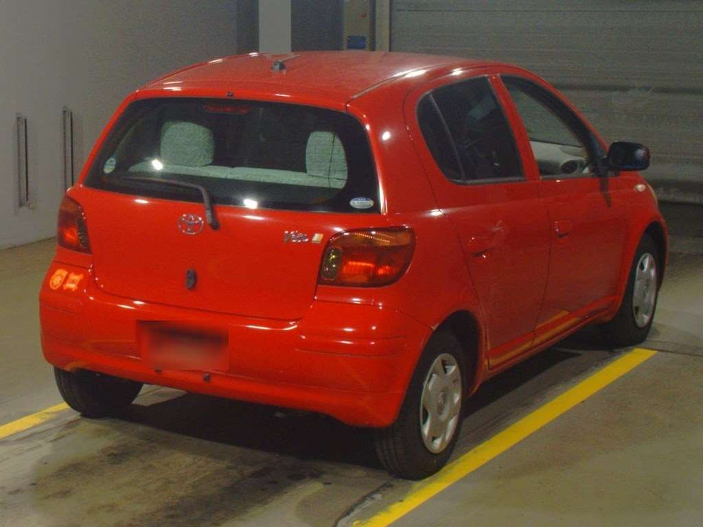 2004 Toyota Vitz SCP10[1]