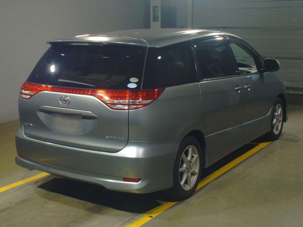 2008 Toyota Estima ACR50W[1]