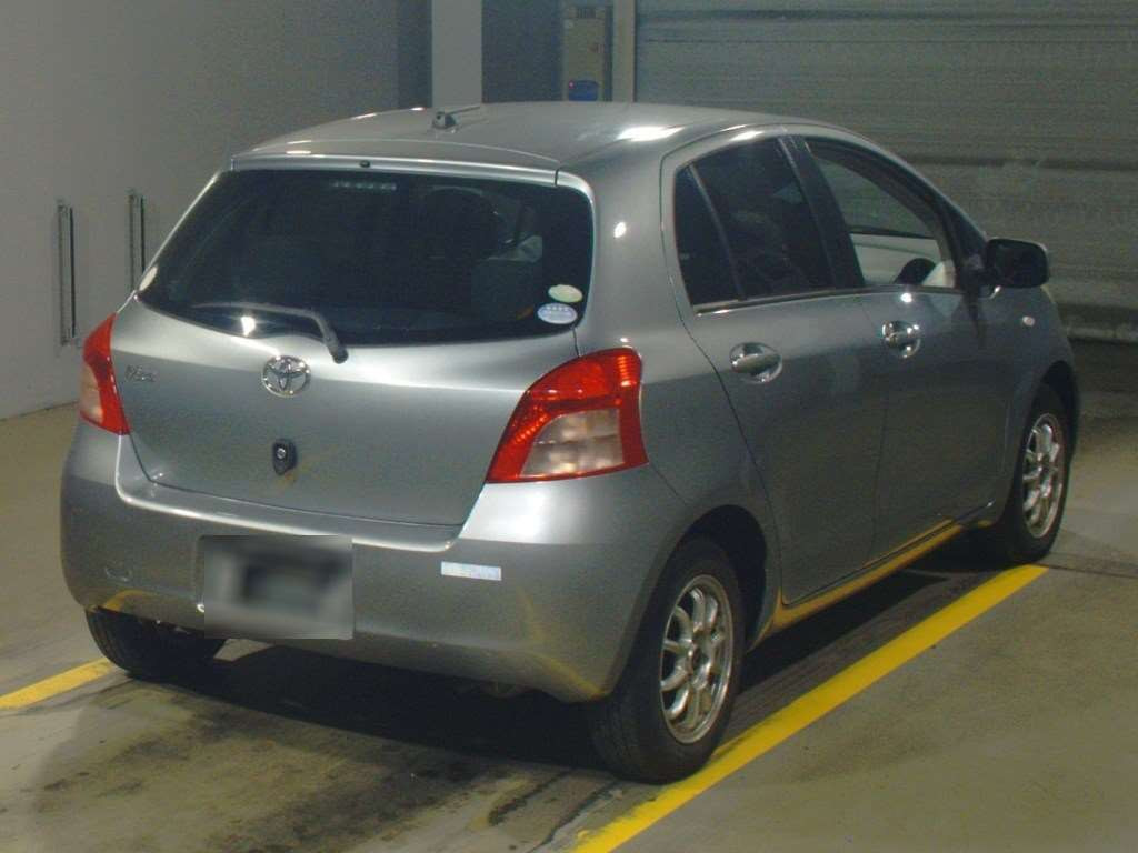 2006 Toyota Vitz KSP90[1]