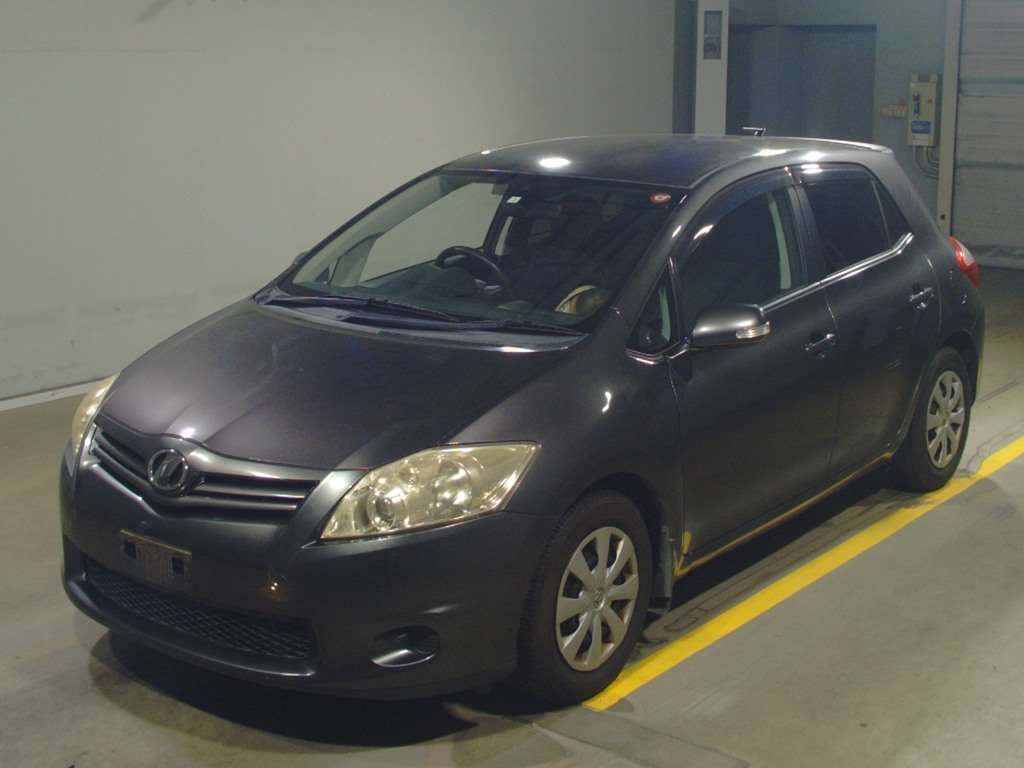 2010 Toyota Auris NZE151H[0]