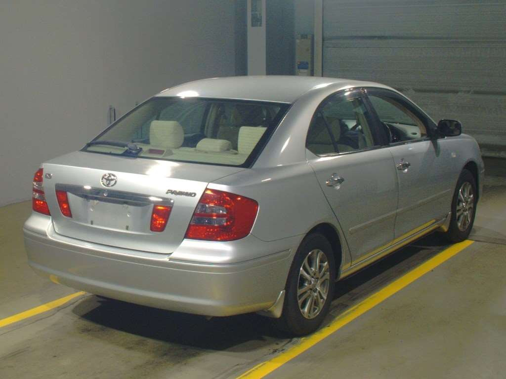 2006 Toyota Premio ZZT240[1]