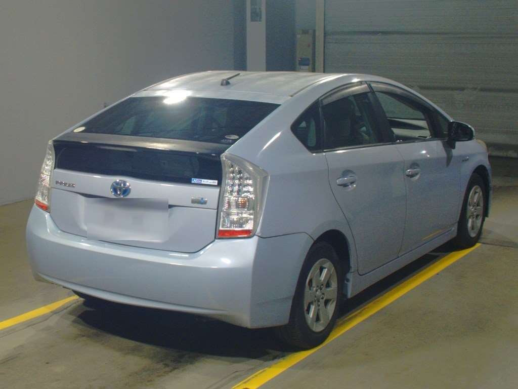 2009 Toyota Prius ZVW30[1]