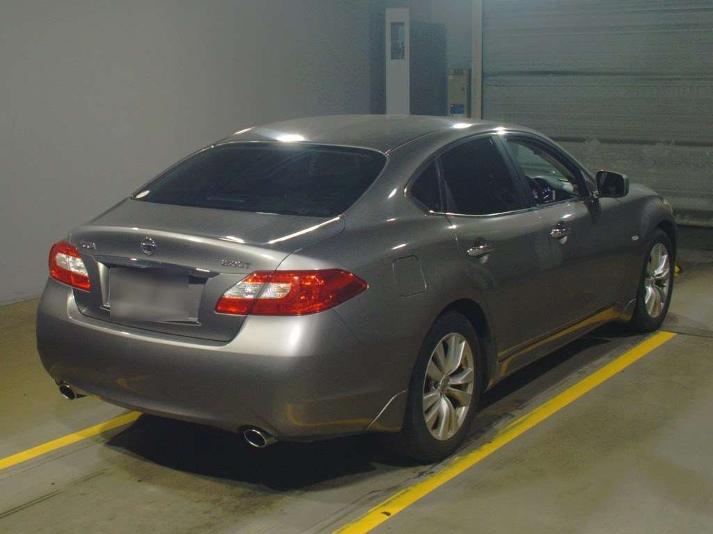 2010 Nissan Fuga Y51[1]