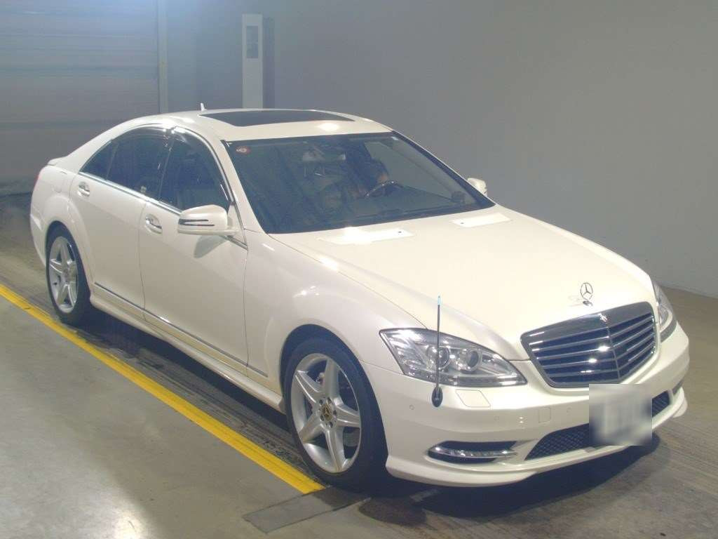 2012 Mercedes Benz Cls-Class 221057[2]