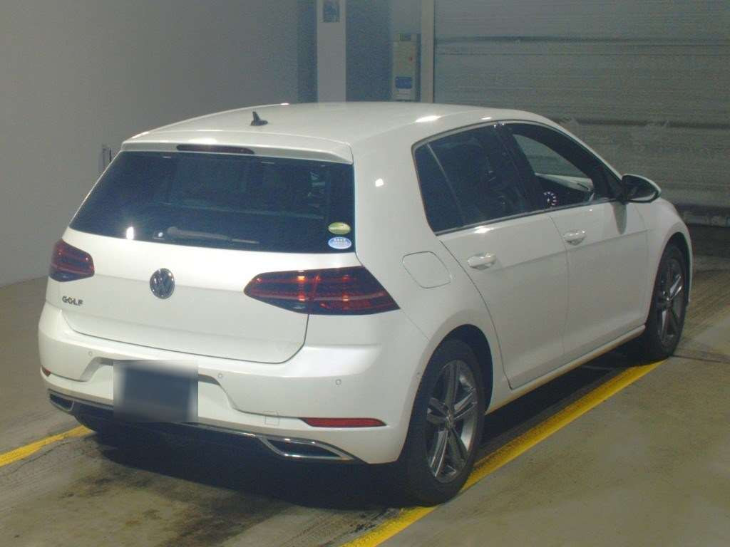 2020 Volkswagen Golf AUCPT[1]