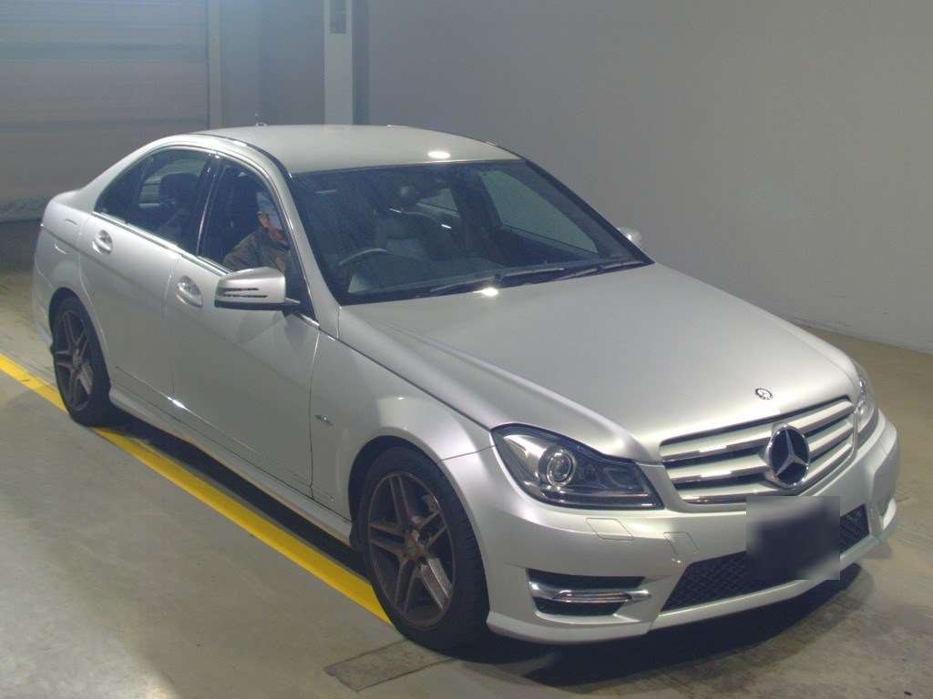 2012 Mercedes Benz C-Class 204048[2]