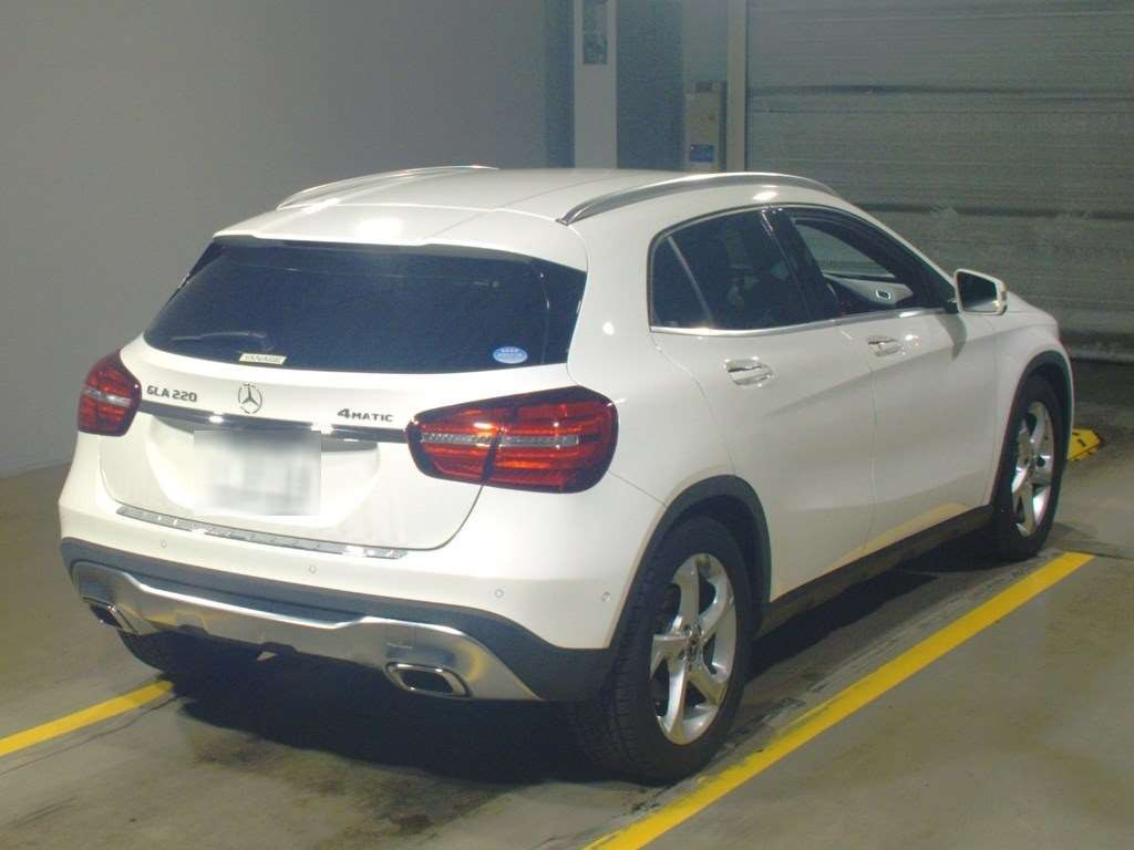 2018 Mercedes Benz GLA-Class 156947[1]