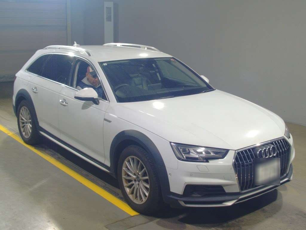 2018 Audi A4 Allroad Quattro 8WCYRA[2]