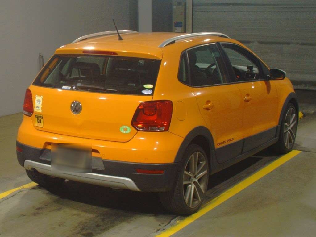 2011 Volkswagen Polo 6RCBZW[1]