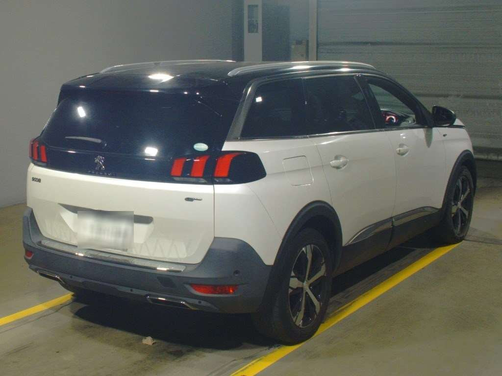 2018 Peugeot 5008 P87AH01[1]