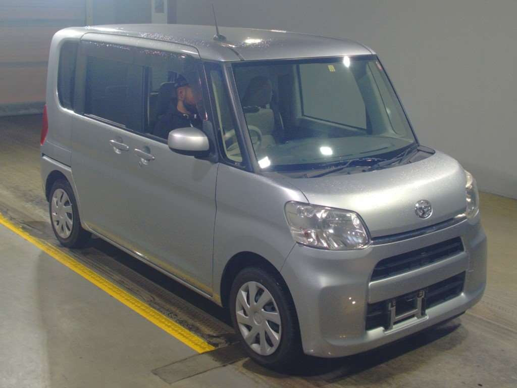 2017 Daihatsu Tanto LA600S[2]