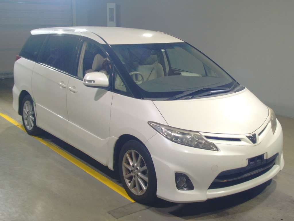 2012 Toyota Estima ACR50W[2]