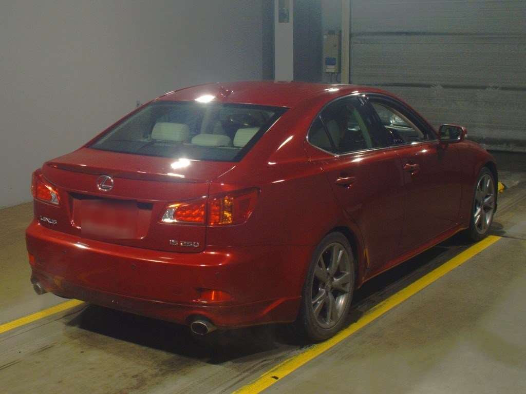 2010 Lexus IS GSE20[1]