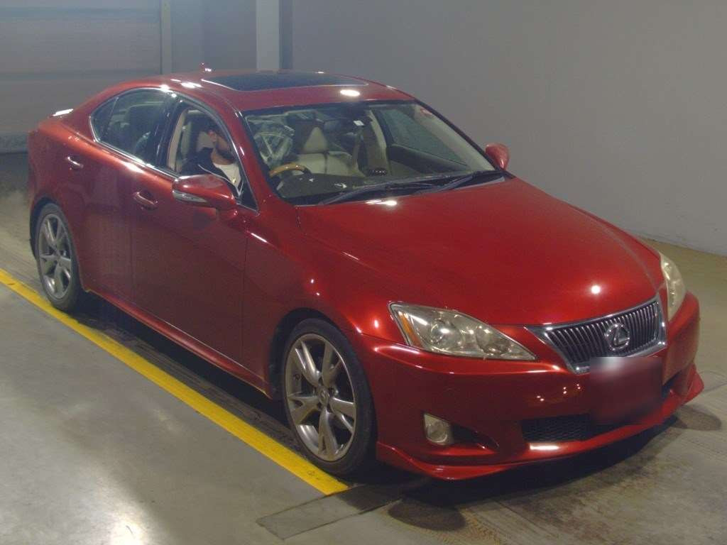 2010 Lexus IS GSE20[2]