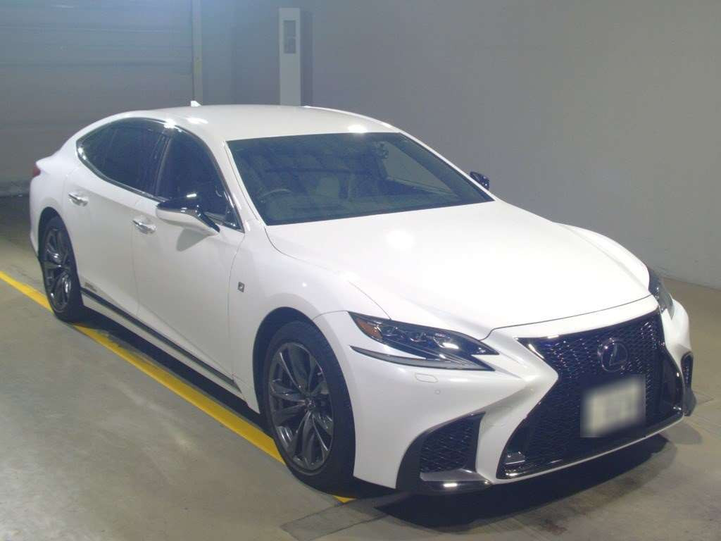 2017 Lexus LS GVF50[2]