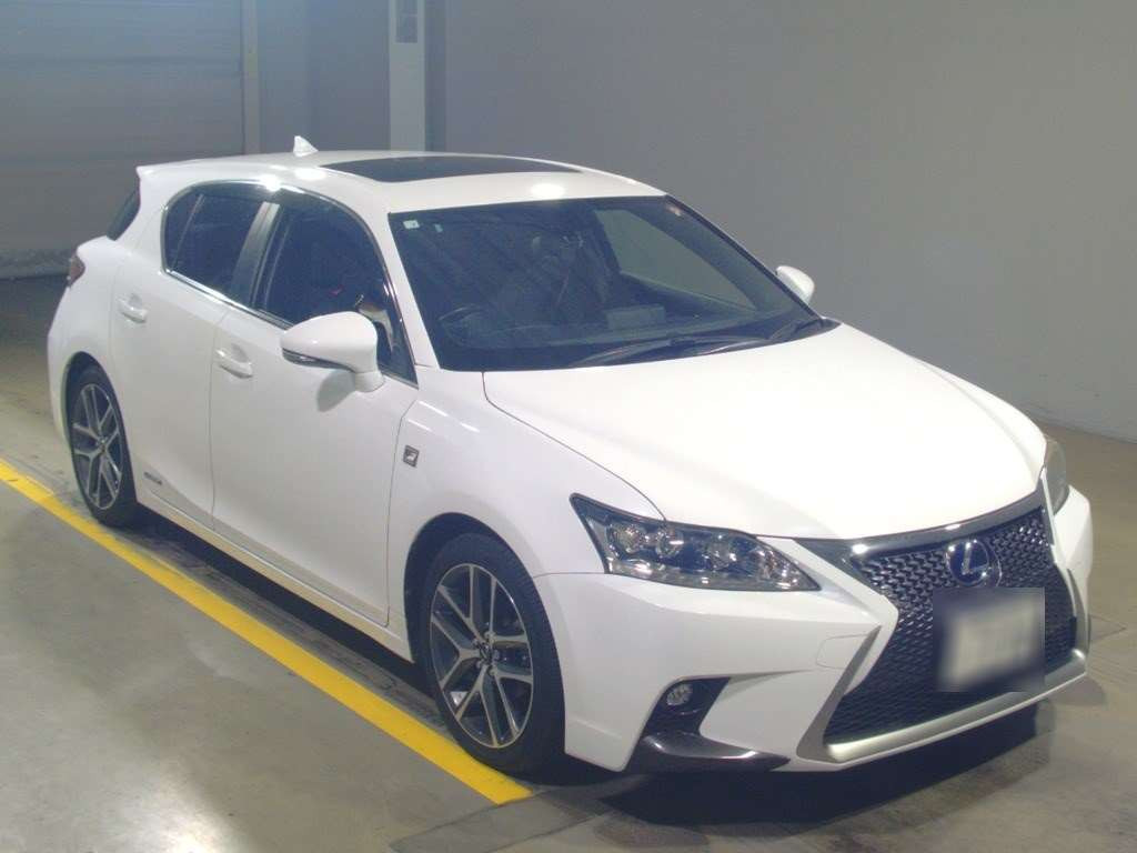 2014 Lexus CT ZWA10[2]