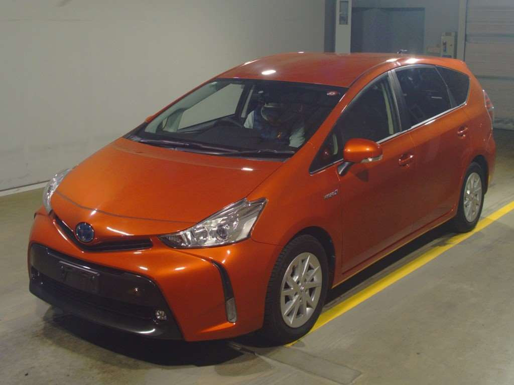 2016 Toyota Prius alpha ZVW40W[0]