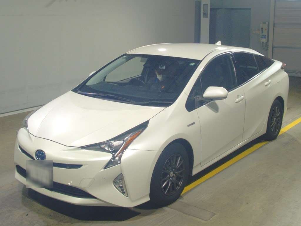 2019 Toyota Prius ZVW50[0]