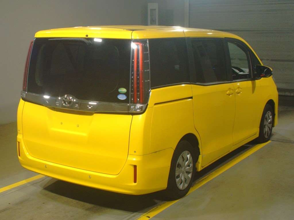 2019 Toyota Noah ZRR80G[1]