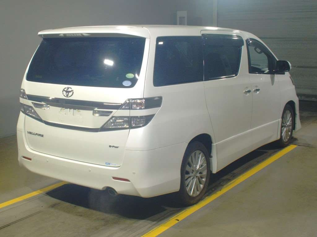 2013 Toyota Vellfire ANH25W[1]