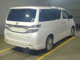 2013 Toyota Vellfire