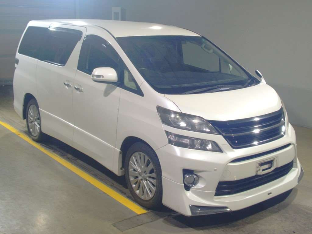 2013 Toyota Vellfire ANH25W[2]