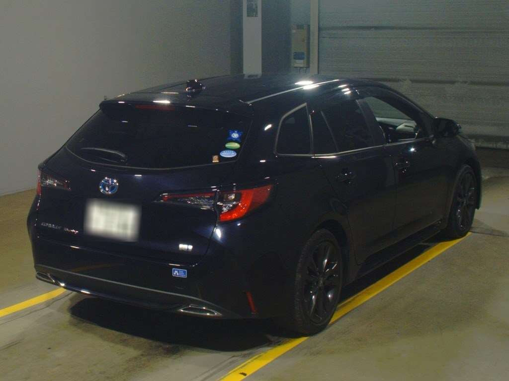 2021 Toyota Corolla Touring Wagon ZWE211W[1]