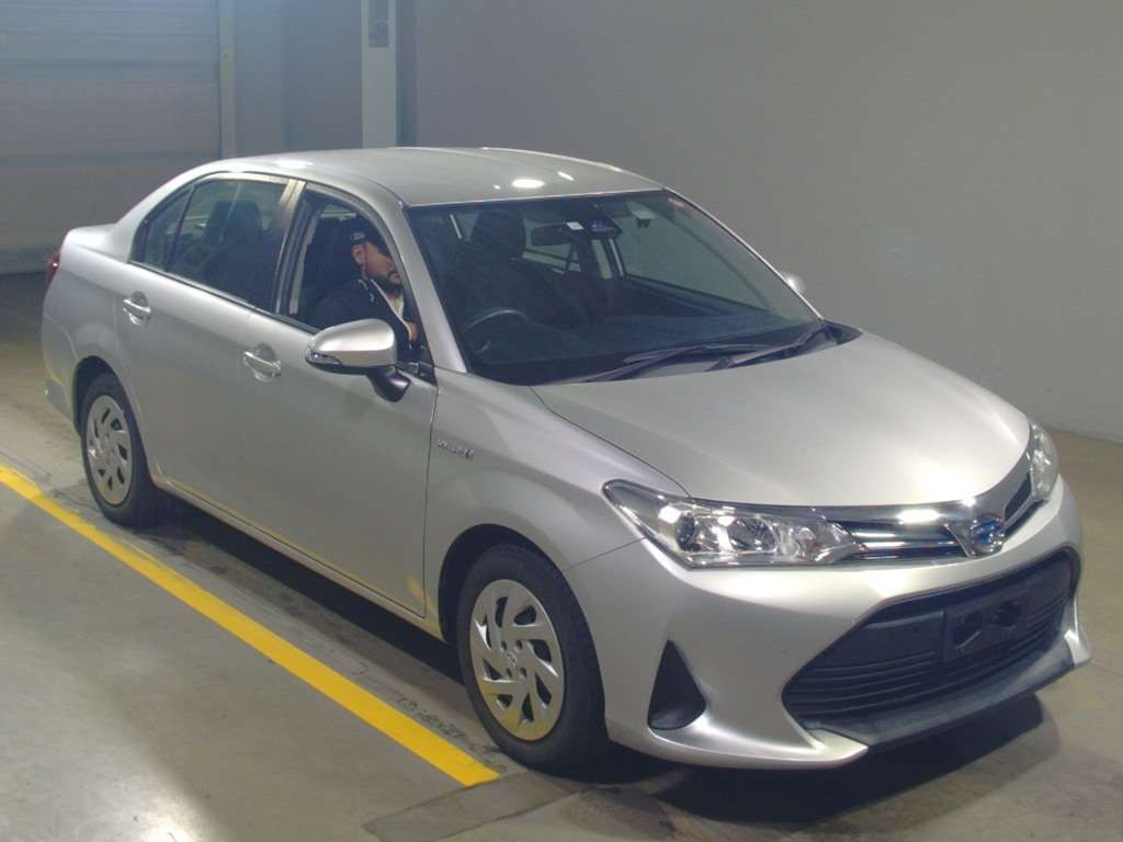 2019 Toyota Corolla Axio NKE165[2]